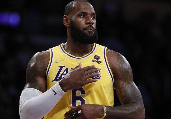 湖人谨慎对待詹姆斯伤情 塔克复出在即为球队解渴